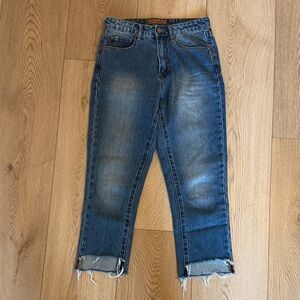 Leith Distressed Blue Cropped Jeans